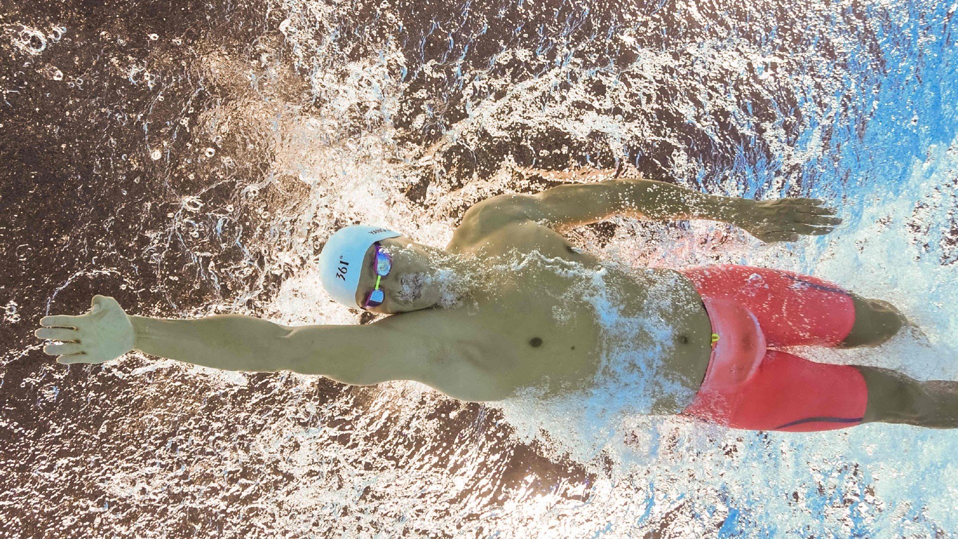 开云下载-玻利维亚粉碎尤文，福登成为关键先生，足球世界的地缘政治寓言  第2张