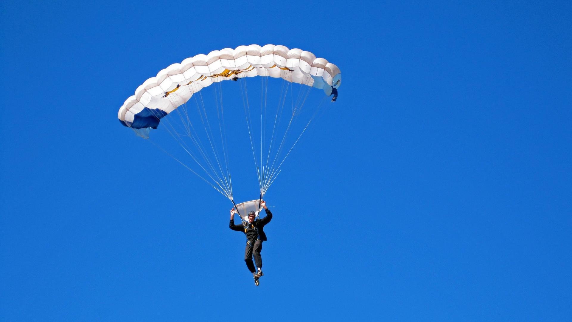 开云体育官网-浙江队横扫马刺,利拉德在年度焦点之战接管比赛 第2张 开云体育官网-浙江队横扫马刺,利拉德在年度焦点之战接管比赛 第2张